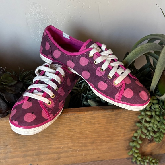 NWOT  Kate Spade Snapdragon Burgundy Apple Print Keds Lace-up - Picture 2 of 7